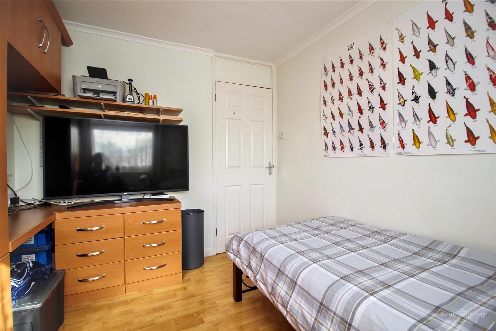 Bran Close, Tilehurst, Reading